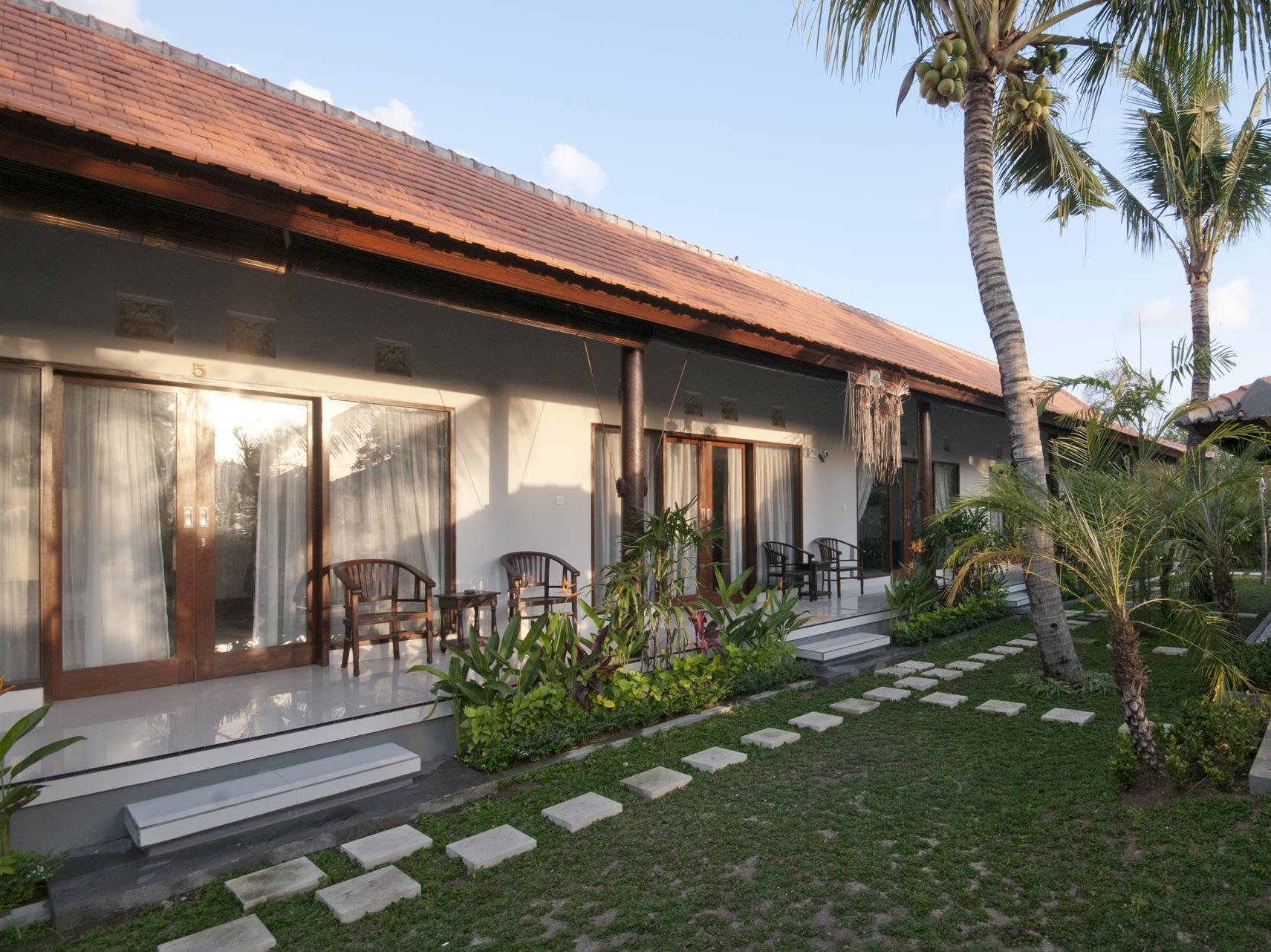 Matra Bali Guesthouse Canggu  Exterior photo